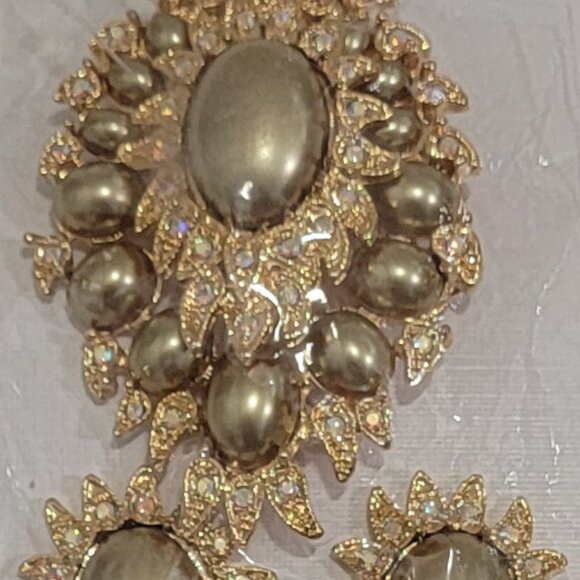 Vintage Brooch Pendant & Clip On Earring Set - Picture 3 of 4